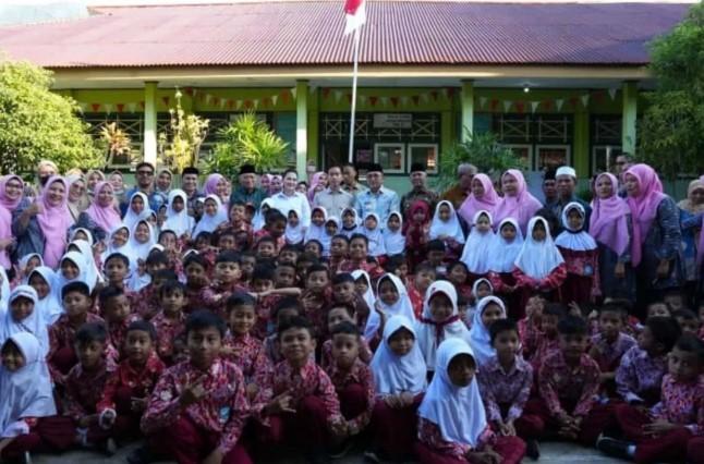 Tinjau Cek Kesehatan Gratis di Ternate, Wapres Gibran Tegaskan Komitmen Pemerintah Jangkau Kesehatan Anak Hingga Sekolah