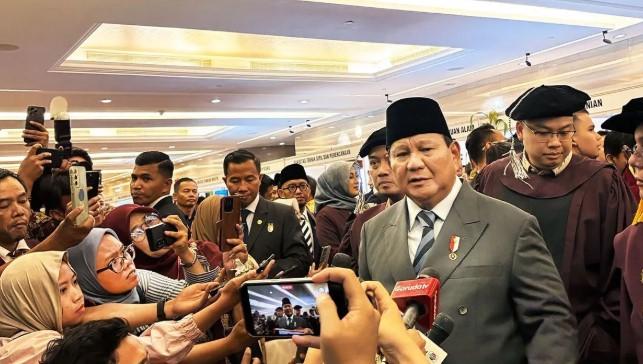 Presiden Prabowo Puji Kepala BGN Usai Kembalikan Rp70 Triliun Anggaran Tak Terpakai Program Makan Bergizi Gratis