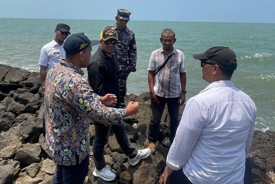 Garis Pantai Eretan Mundur 200 Meter, BBWS Citarum Bangun Pengaman untuk Cegah Banjir Rob