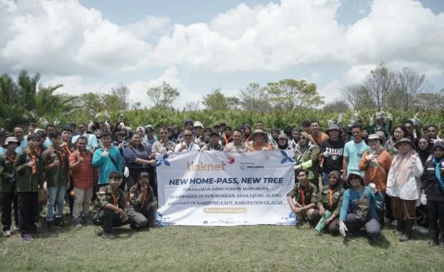 Link Net Tanam Ribuan Pohon di Jateng dan DIY untuk Tekan Dampak Lingkungan Pembangunan Digital