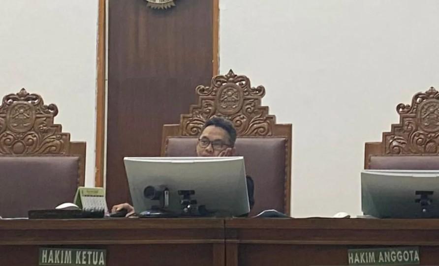 Putusan Hakim: Gugatan Praperadilan Delpedro Marhaen Ditolak, Penetapan Tersangka Dianggap Sah