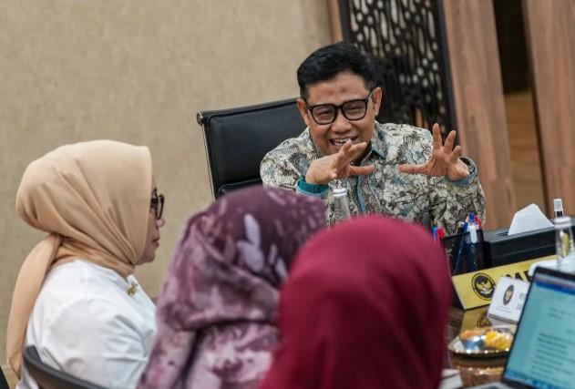 Menko PM Muhaimin Iskandar Imbau Masyarakat Tak Tergiur Tawaran Kerja Ilegal ke Kamboja