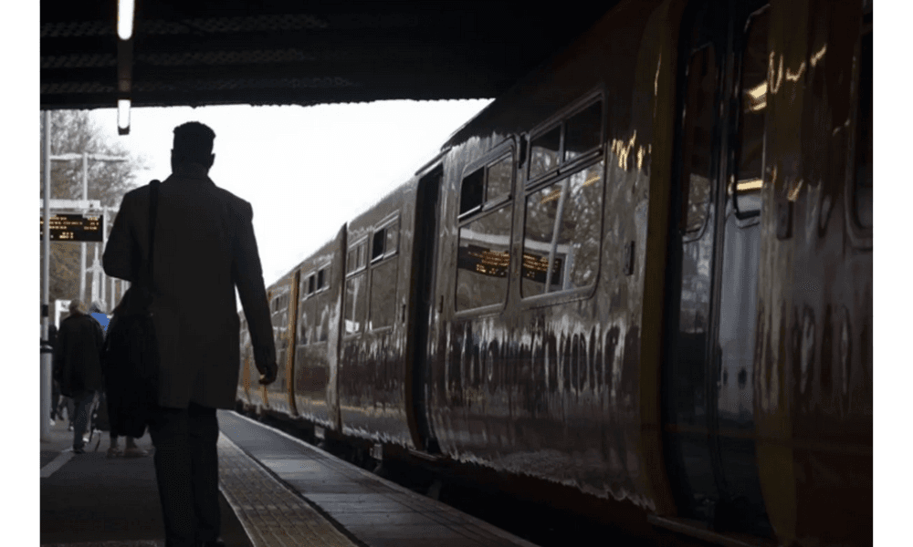 Polisi Inggris Tegaskan Serangan di Kereta Bukan Aksi Terorisme, Dua Pelaku Ditetapkan sebagai Tersangka Percobaan Pembunuhan