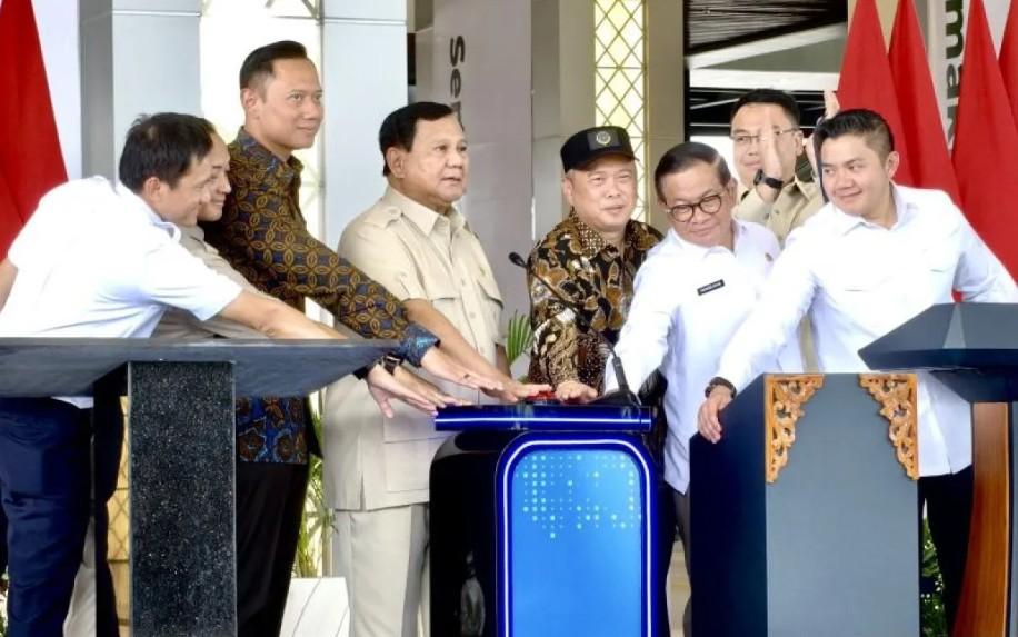 Presiden Prabowo Alokasikan Rp5 Triliun untuk Tambah 30 Rangkaian KRL Jabodetabek