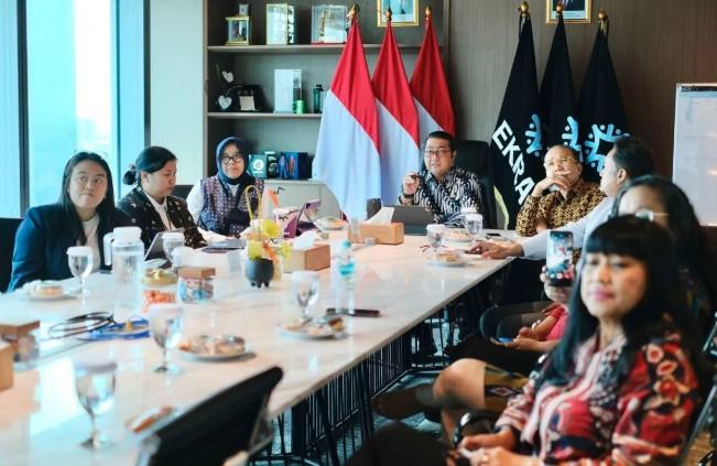 Kemenekraf Gandeng IKA NHI Bandung Perkuat Ekosistem Ekonomi Kreatif Nasional
