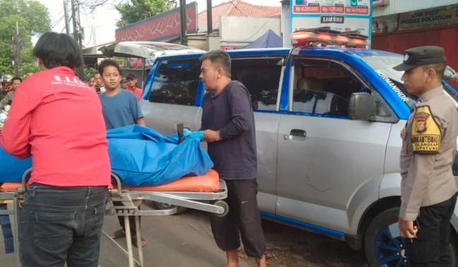 Pengendara Motor Tewas Terlindas Angkot Jaklingko di Cilangkap, Jakarta Timur