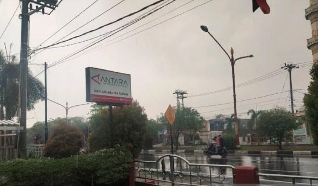 BMKG Prakirakan Hujan Merata di Sebagian Besar Wilayah Indonesia pada Selasa, Waspadai Cuaca Ekstrem