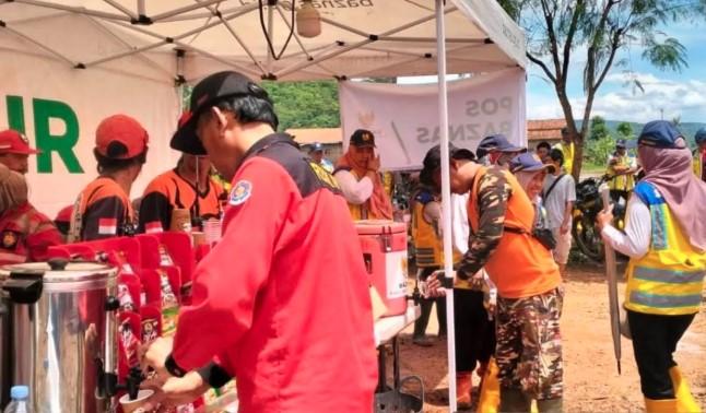 Baznas Dirikan Dapur Umum dan Air untuk Korban Longsor Banjarnegara, Salurkan 750 Porsi Makanan Setiap Hari