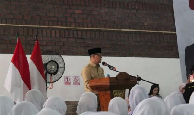 Pemerintah Sosialisasikan Program SMK Go Global di Sukabumi, Siapkan Lulusan untuk Bekerja di Luar Negeri Mulai 2026
