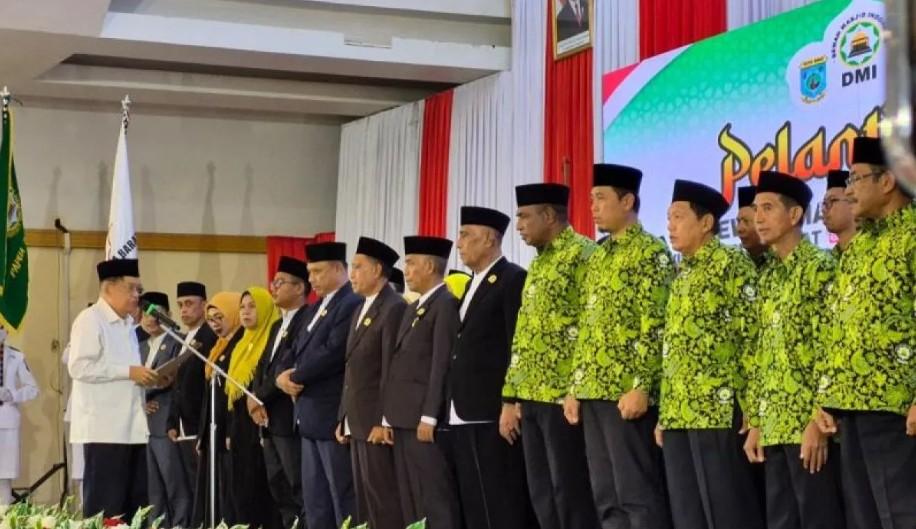 Jusuf Kalla Lantik Pengurus DMI Papua Barat dan Ajak Terapkan Transformasi Sosial Berbasis Masjid
