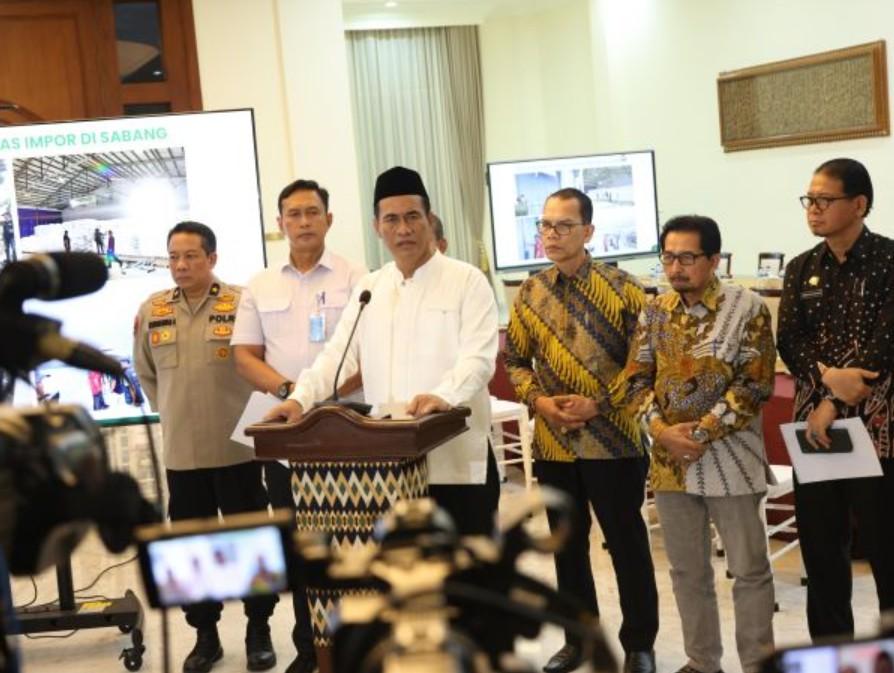 Akui Beras Ilegal di Batam Tanpa Dokumen Resmi, Akhmad Rosano Minta Maaf ke Mentan Amran