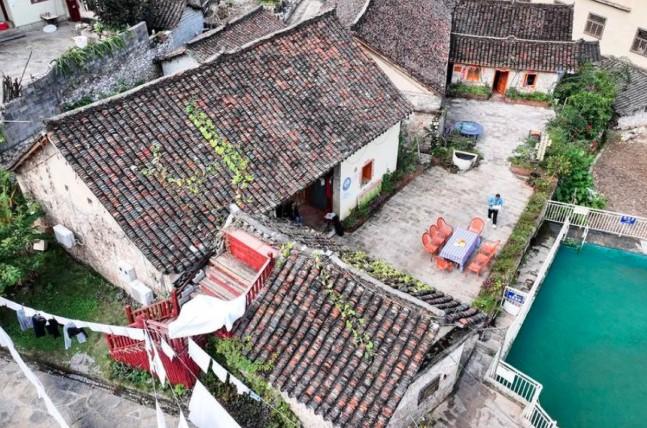 Jembatan Ngarai Besar Huajiang Dongkrak Pariwisata dan Ekonomi Lokal di Guizhou