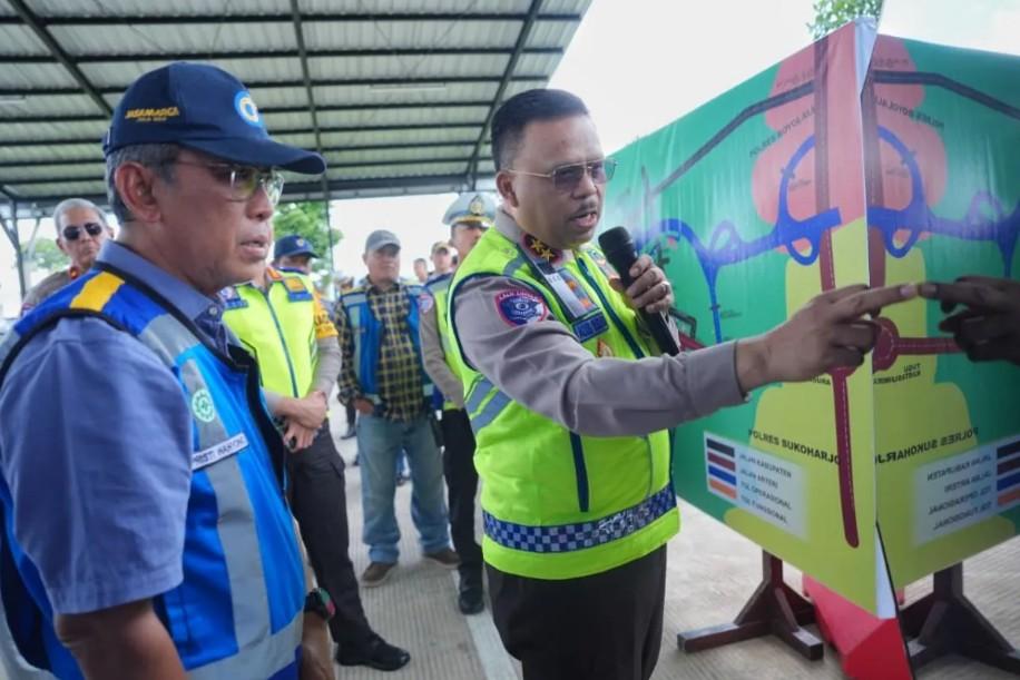 Korlantas Polri Cek Exit Tol Prambanan, Siapkan Rekayasa Lalu Lintas Jelang Libur Nataru 2025