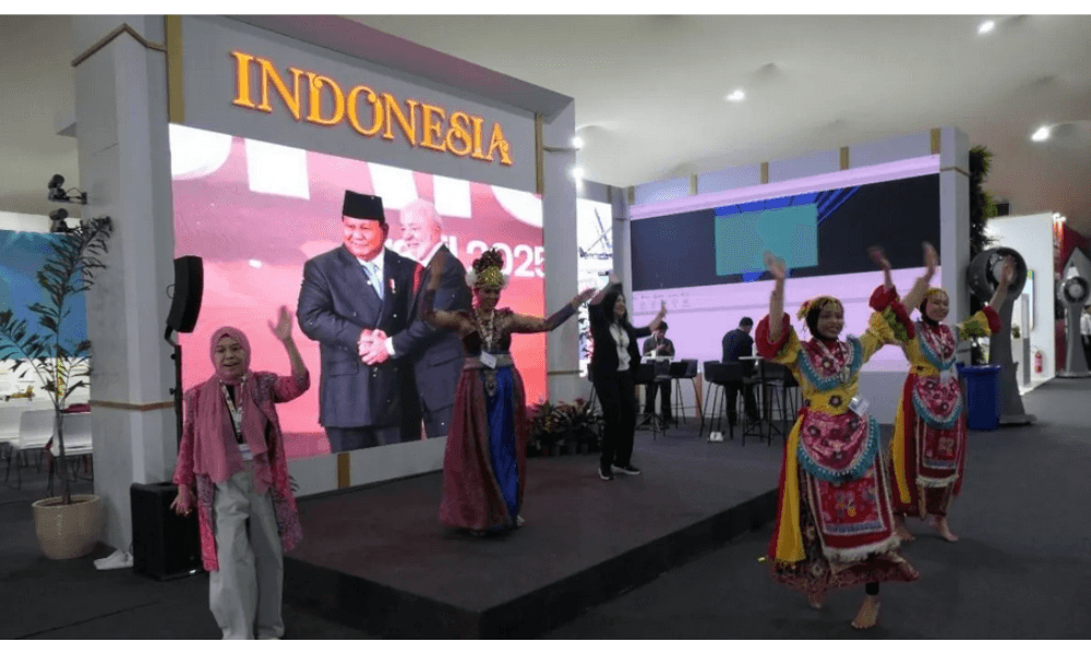 Indonesia Tampilkan Kepemimpinan Iklim Global di COP30 Brasil, Tembus LoI Perdagangan Karbon 2,7 Juta Ton CO₂e