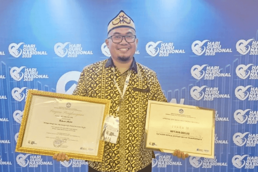 Ridwan Sidiq Raih Juara 2 Nasional Apresiasi GTK 2025 Berkat Inovasi Literasi Kearifan Lokal Dayak Ngaju