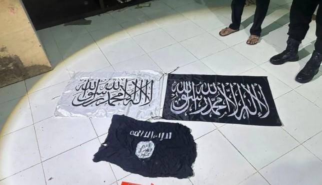 Militer AS dan Suriah Hancurkan Gudang Senjata ISIS di Selatan Suriah