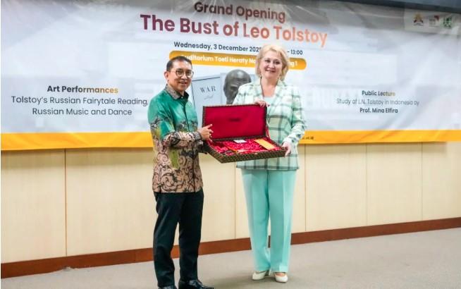 Fadli Zon Dorong Penguatan Kerja Sama Budaya Indonesia–Rusia Lewat Sastra hingga Produksi Film