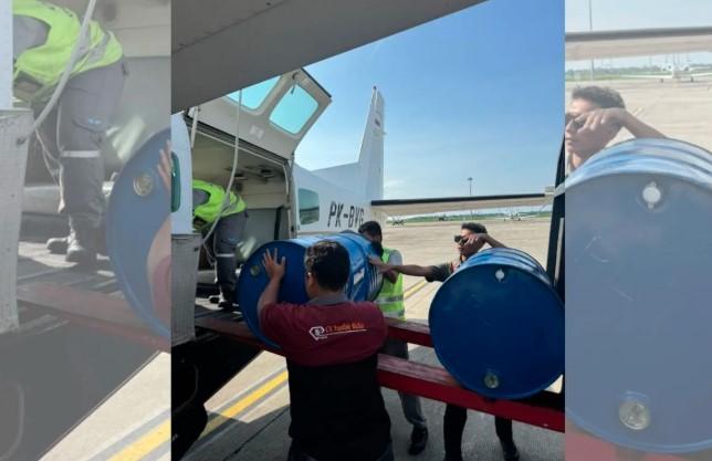 Pertamina Patra Niaga Kirim BBM dengan Pesawat Perintis ke Daerah Terdampak Bencana di Aceh