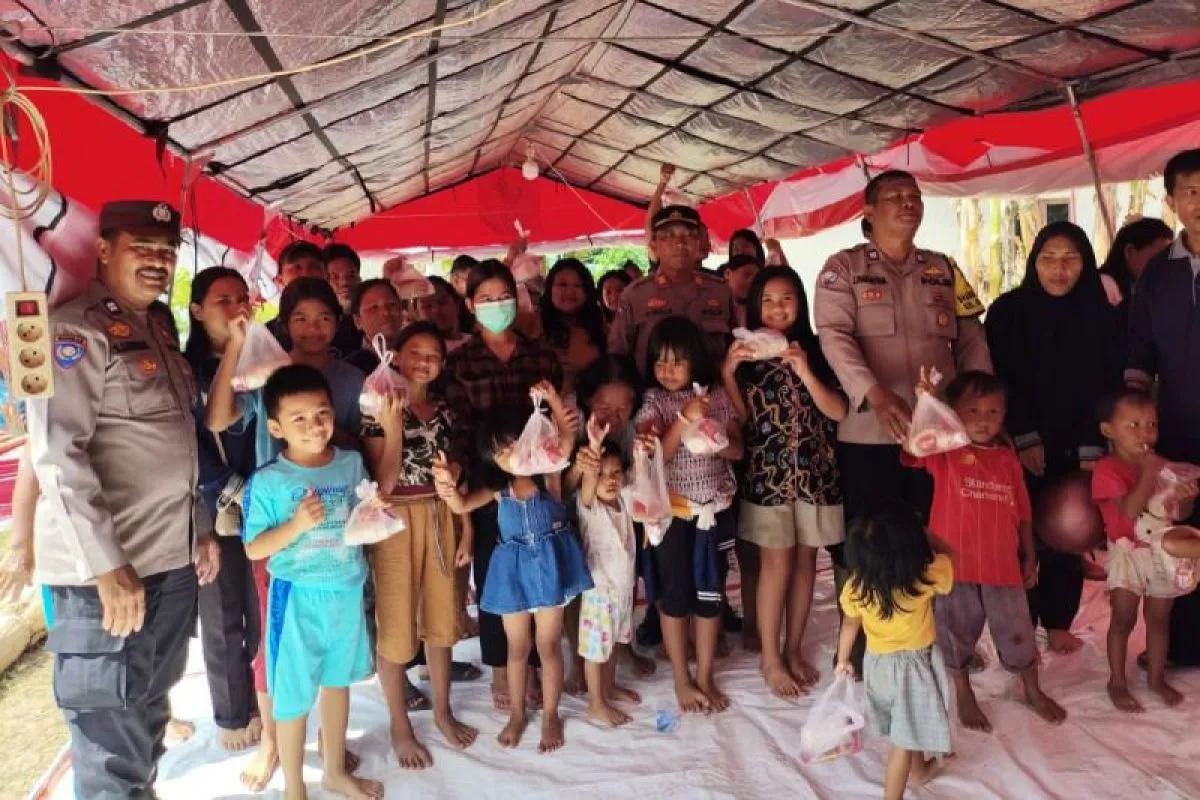 SPPG Polri Salurkan 2.000 Paket Snack untuk Anak-Anak Terdampak Banjir di Sibolga