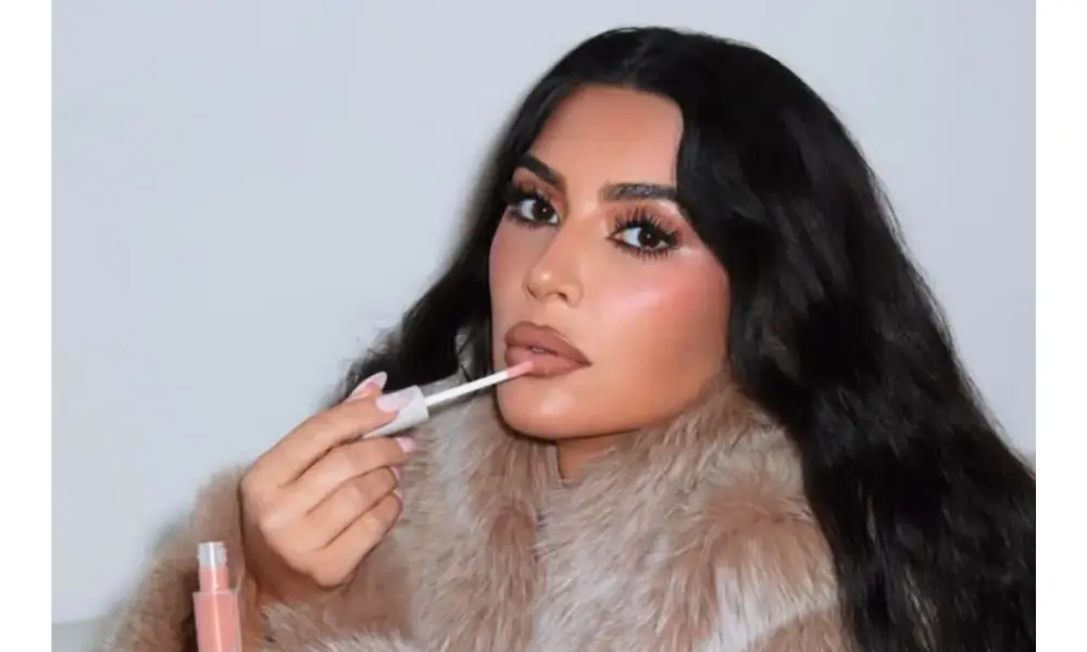 Kim Kardashian Ungkap Alasan Mengganti Nama dari Kimberly, Hingga Kontroversi Merek Kimono Jadi SKIMS