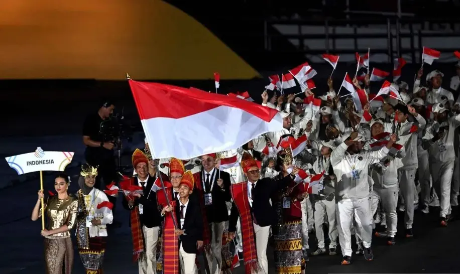 Kontingen Indonesia Tampil Memukau dengan Busana Adat Nusantara di Pembukaan SEA Games 2025 Thailand