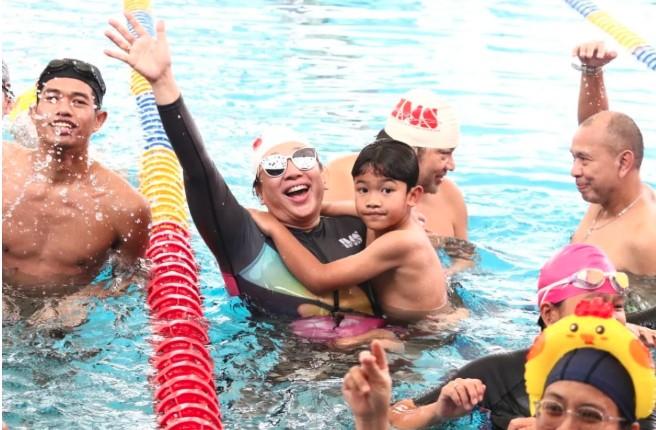 1st Nika Fun Relay Swimming Championships 2025 Dimeriahkan 170 Perenang dari Empat Generasi