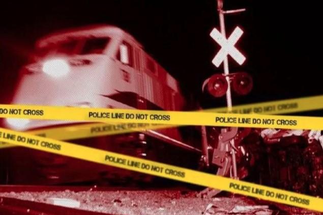 Pengendara Motor Tertabrak Kereta di Tambora Jakarta Barat, Alami Luka di Kepala