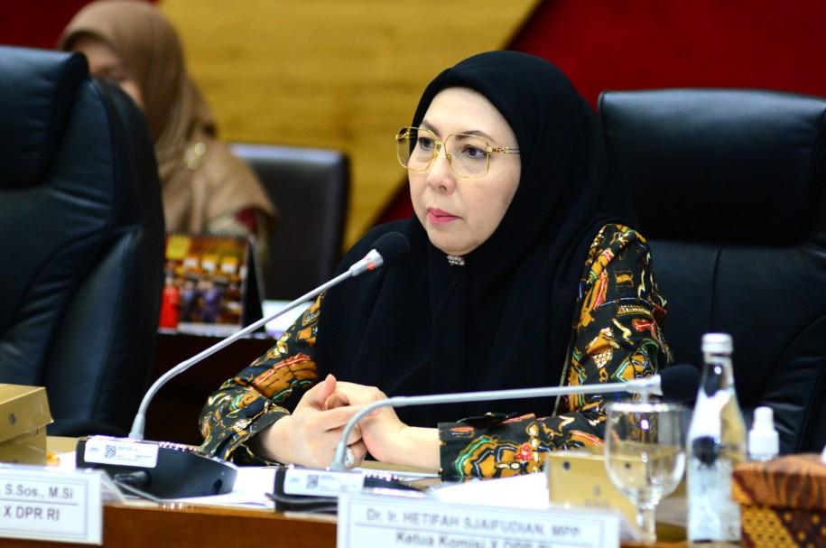 Komisi X DPR Terima Masukan Rektor Unnes Terkait Perlindungan Guru dalam RUU Sisdiknas