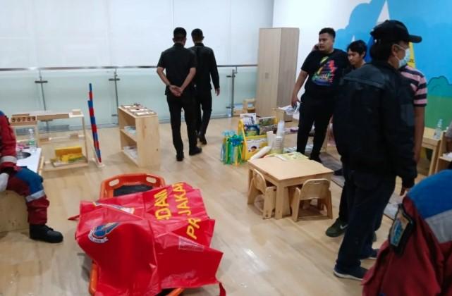 Pria Tewas Tersetrum Saat Pasang Kabel di Ruko Sunter Agung Jakarta Utara