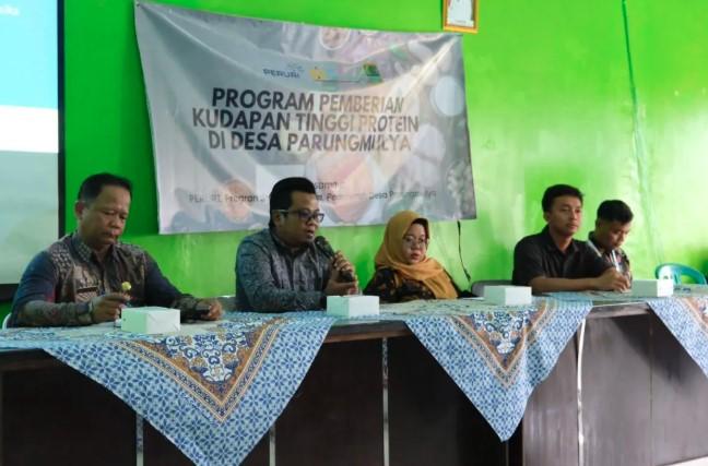 PERURI Salurkan Makan Bergizi untuk Tekan Stunting di Desa Parungmulya Karawang