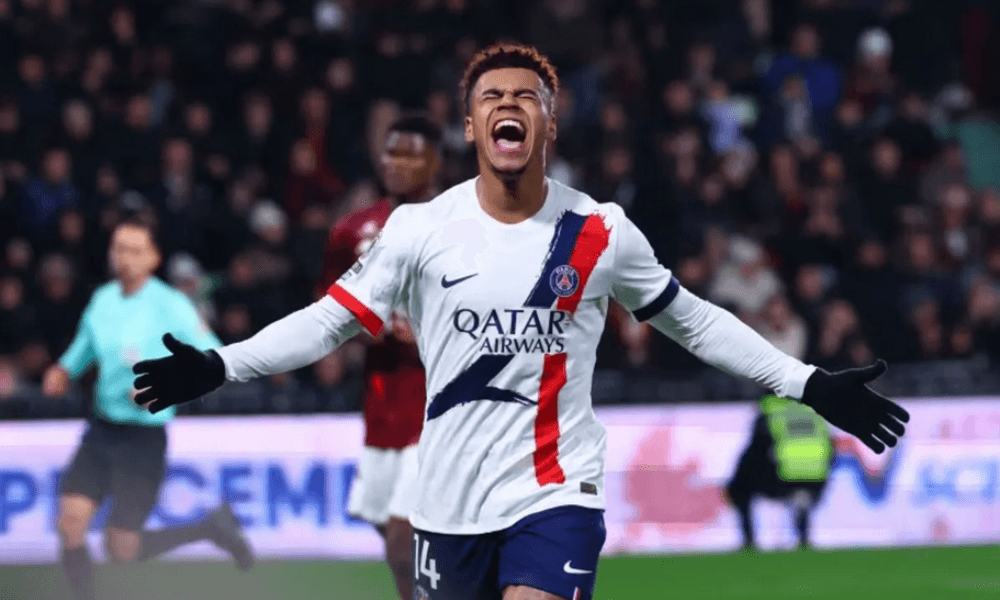 PSG Taklukkan Metz 3-2 Lewat Laga Ketat, Kembali ke Puncak Klasemen Ligue 1