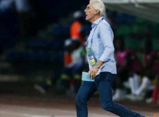 Pelatih Afrika Selatan Hugo Broos Minta Maaf atas Pernyataan yang Dinilai Rasis dan Seksis