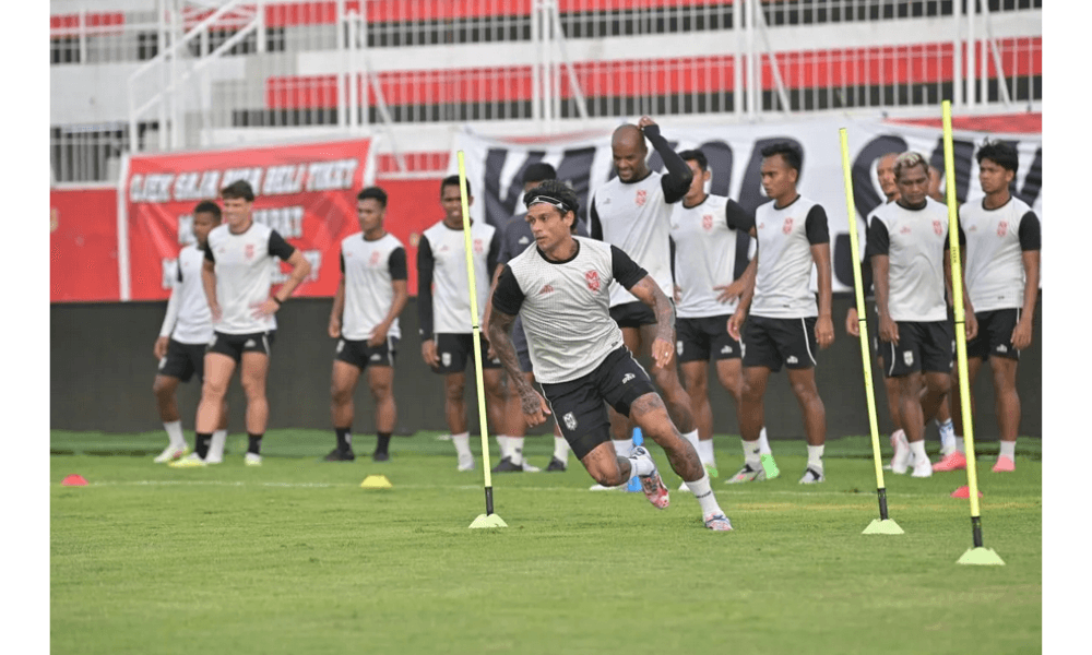 Hendri Susilo Pastikan Malut United Penuh Motivasi Jelang Hadapi Borneo FC di Laga Krusial Super League