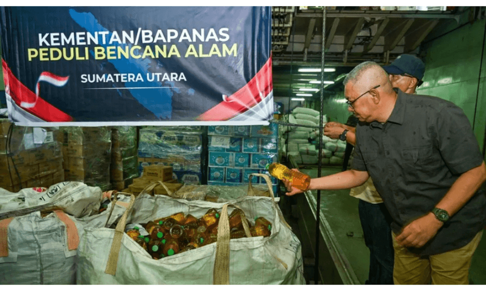 Kementan dan Bapanas Salurkan Bantuan Tahap III Lewat KRI untuk Korban Banjir dan Longsor di Sumut