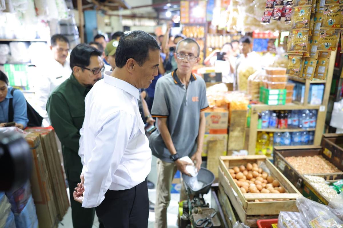 Mentan Amran Sidak Pasar, Tegaskan Saat Nataru Harga Pangan Tidak Boleh Dimainkan