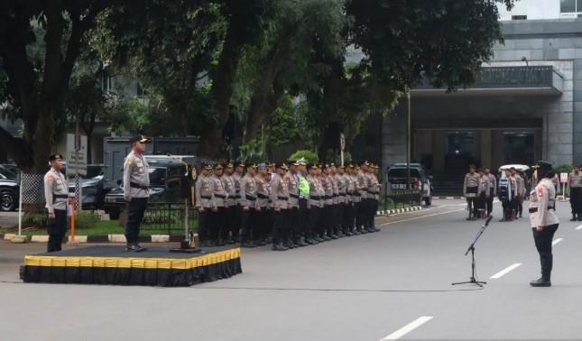 Polda Metro Jaya Beri Penghargaan Pos Terbaik Operasi Lilin Jaya 2025, Pospam Gedung Juang Raih Peringkat Tertinggi