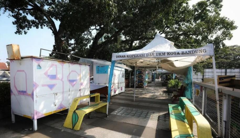 Pemkot Bandung Relokasi UMKM dan Bersihkan Area Teras Cihampelas Jelang Pembongkaran