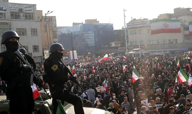 Trump Klaim Eksekusi di Iran Telah Berhenti, Iran Serukan Diplomasi dan Peringatkan AS