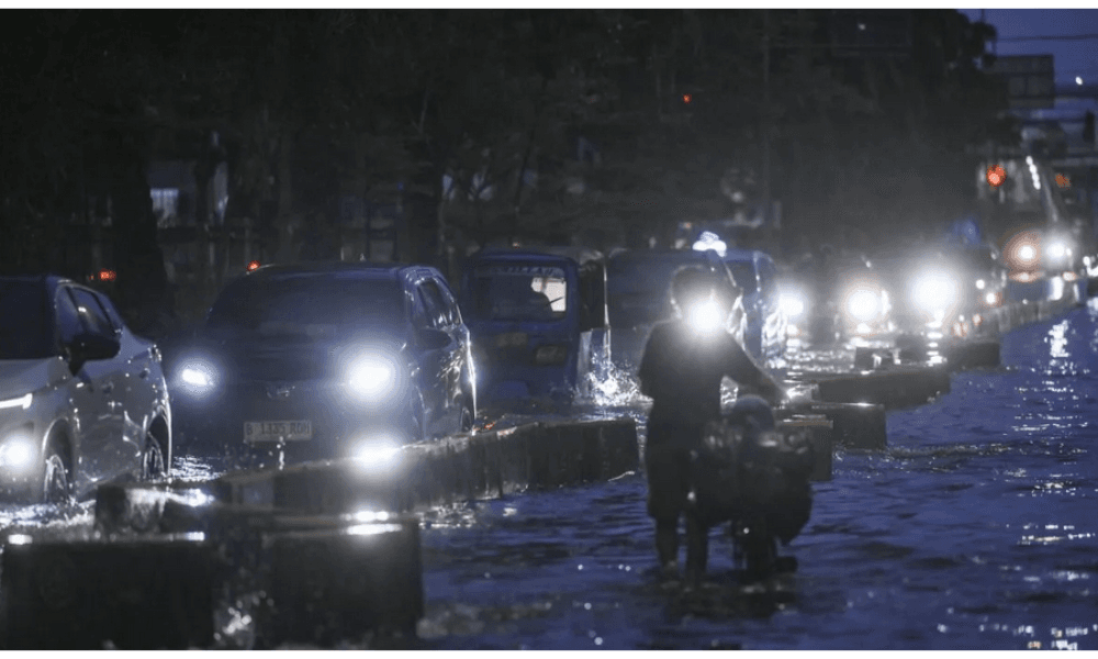 Empat RT dan 12 Ruas Jalan di Jakarta Utara Masih Terendam Banjir hingga Minggu Malam