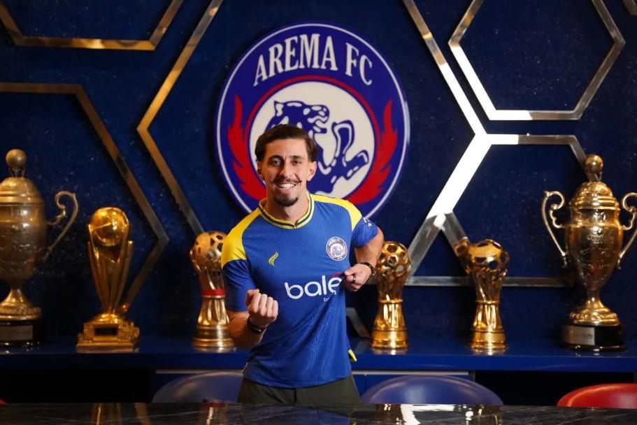 Gustavo Franca Resmi Gabung Arema FC, Siap Tampil Lawan Dewa United