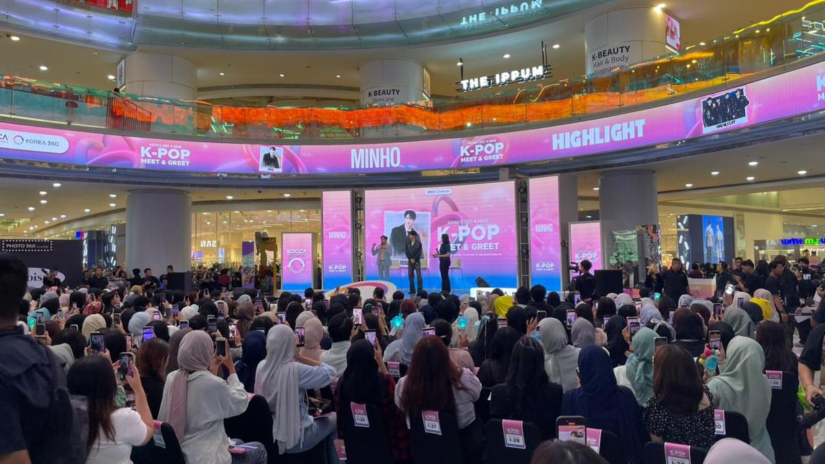 HIGHLIGHT Cicipi Nasi Padang saat Tampil di Indonesia, Sebut Rendang Sangat Enak dan Familiar