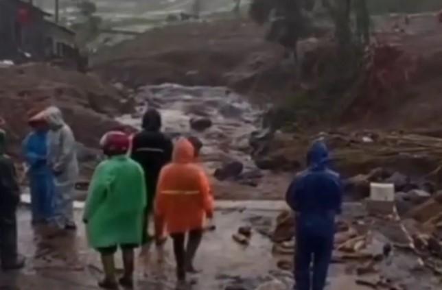 Banjir Bandang Terjang Lereng Gunung Slamet, Ratusan Warga Purbalingga Mengungsi dan Akses Jalan Terputus