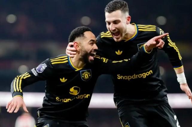 Manchester United Kalahkan Arsenal 3-2 di Emirates, Cunha Jadi Pahlawan di Menit Akhir