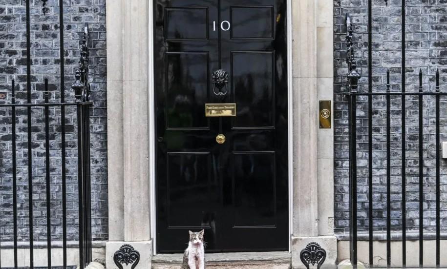 China Diduga Retas Ponsel Ajudan PM Inggris, Kunjungan Keir Starmer ke Beijing Diselimuti Isu Spionase
