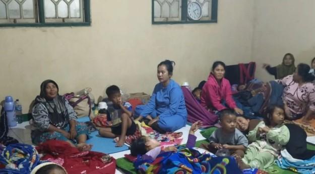 Banjir Tiga Pekan di Kabupaten Tangerang, Sebanyak 4.352 KK Masih Bertahan di Pengungsian