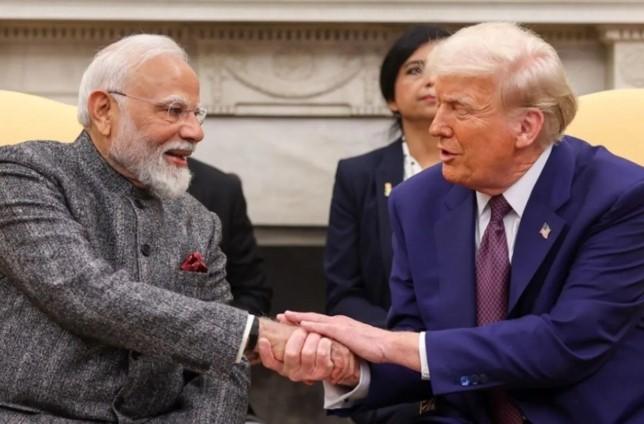 Trump Turunkan Tarif Barang India Jadi 18 Persen Usai Modi Setuju Hentikan Impor Minyak Rusia
