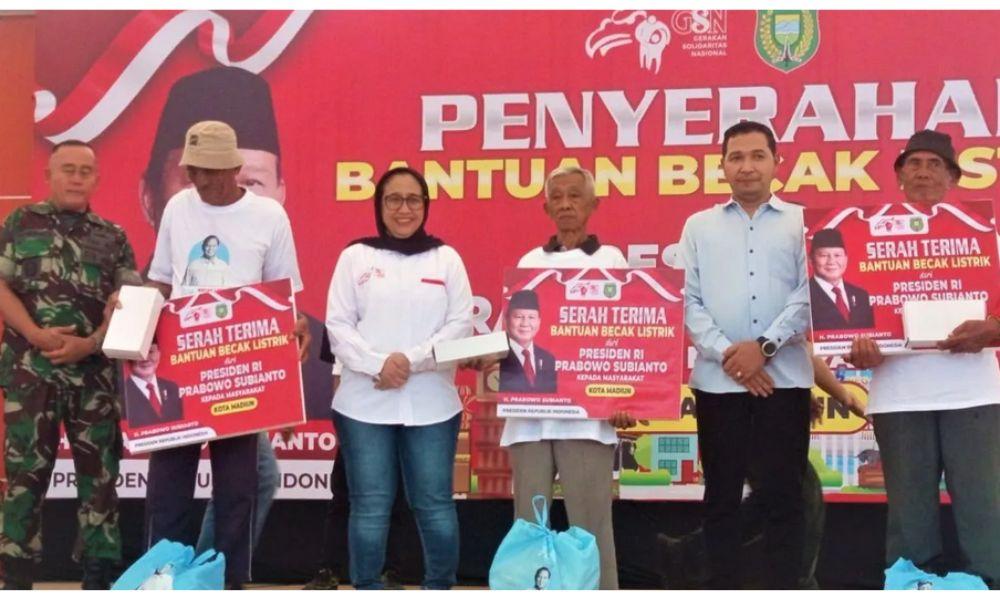 200 Becak Listrik Disalurkan di Madiun untuk Pengayuh Becak Lansia, Bagian dari Program Prabowo Atasi Kemiskinan