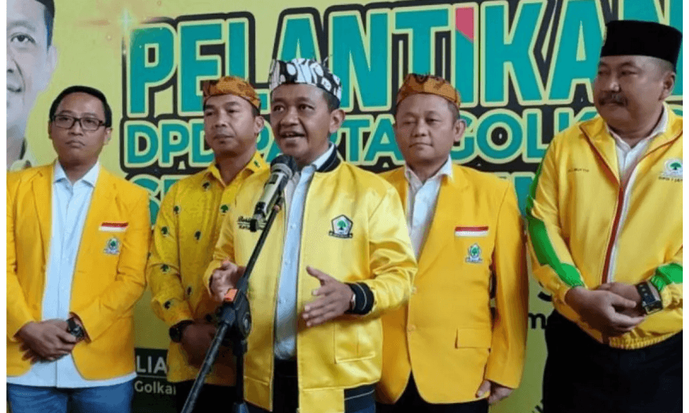 Bahlil Lahadalia Guyon Ajak Emil Dardak Gabung Golkar Saat Pelantikan DPD se-Jatim