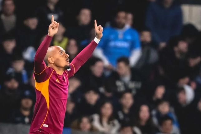 Donyell Malen Borong Dua Gol Saat AS Roma Ditahan Imbang Napoli 2-2 di Stadion Diego Armando Maradona