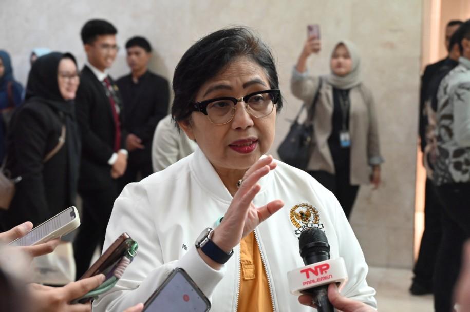 Irma Suryani Tegaskan Perusahaan Wajib Bayar THR Dua Minggu Sebelum Idul Fitri dan Siap Dikenai Sanksi